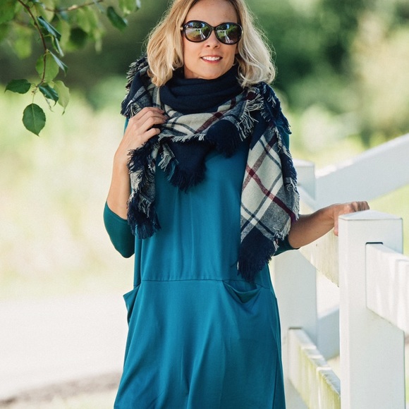 LAST 1! Plaid blanket scarf - Picture 4 of 4